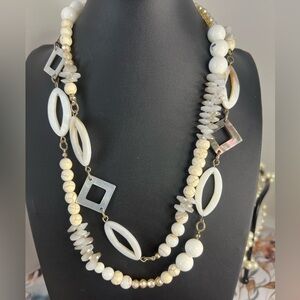 Chico’s Gold Tone Glass Stone & Shell Necklace D7